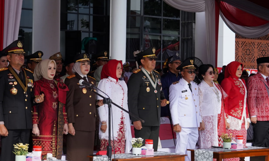 Pangdam XII/Tanjungpura Hadiri Upacara HUT ke-80 RI di Kantor Gubernur Kalbar
