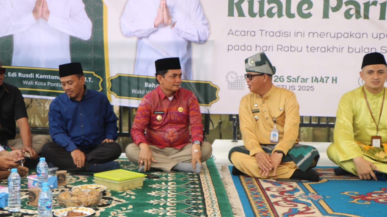 Hadiri Tradisi Robo-robo, Wawako Bahasan Tegaskan Komitmen Pembangunan di Pontianak Utara