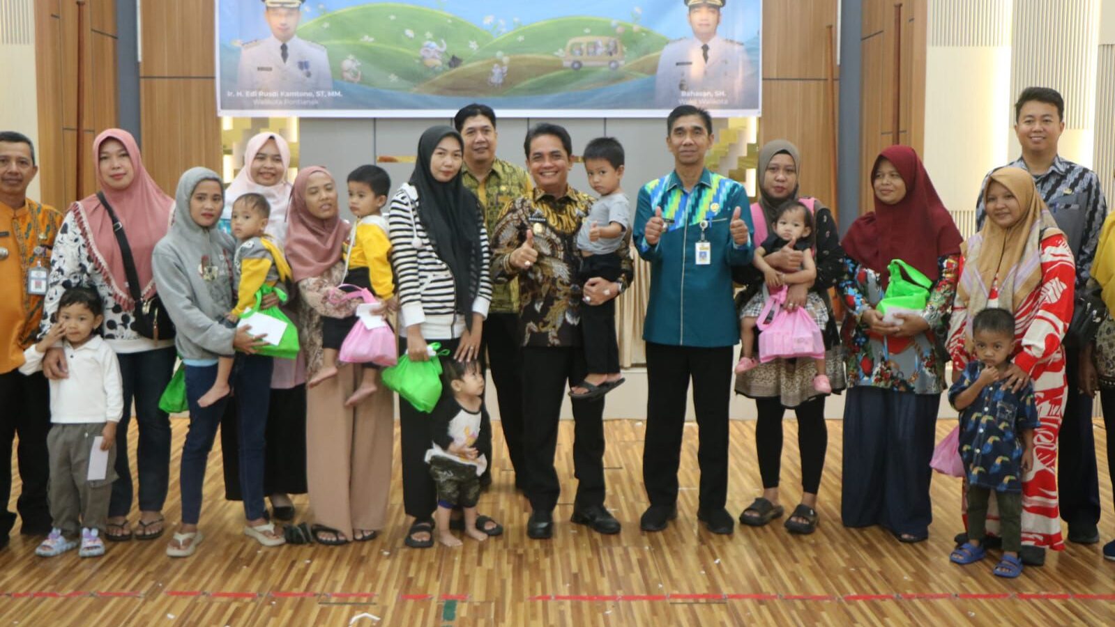 Tekan Angka Stunting, Pemkot Pontianak Gencarkan Program PMT di Pontianak Timur