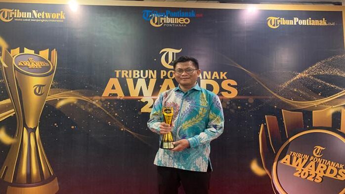 Bank Kalbar Raih Penghargaan BUMD Terbaik di Tribun Pontianak Awards 2025