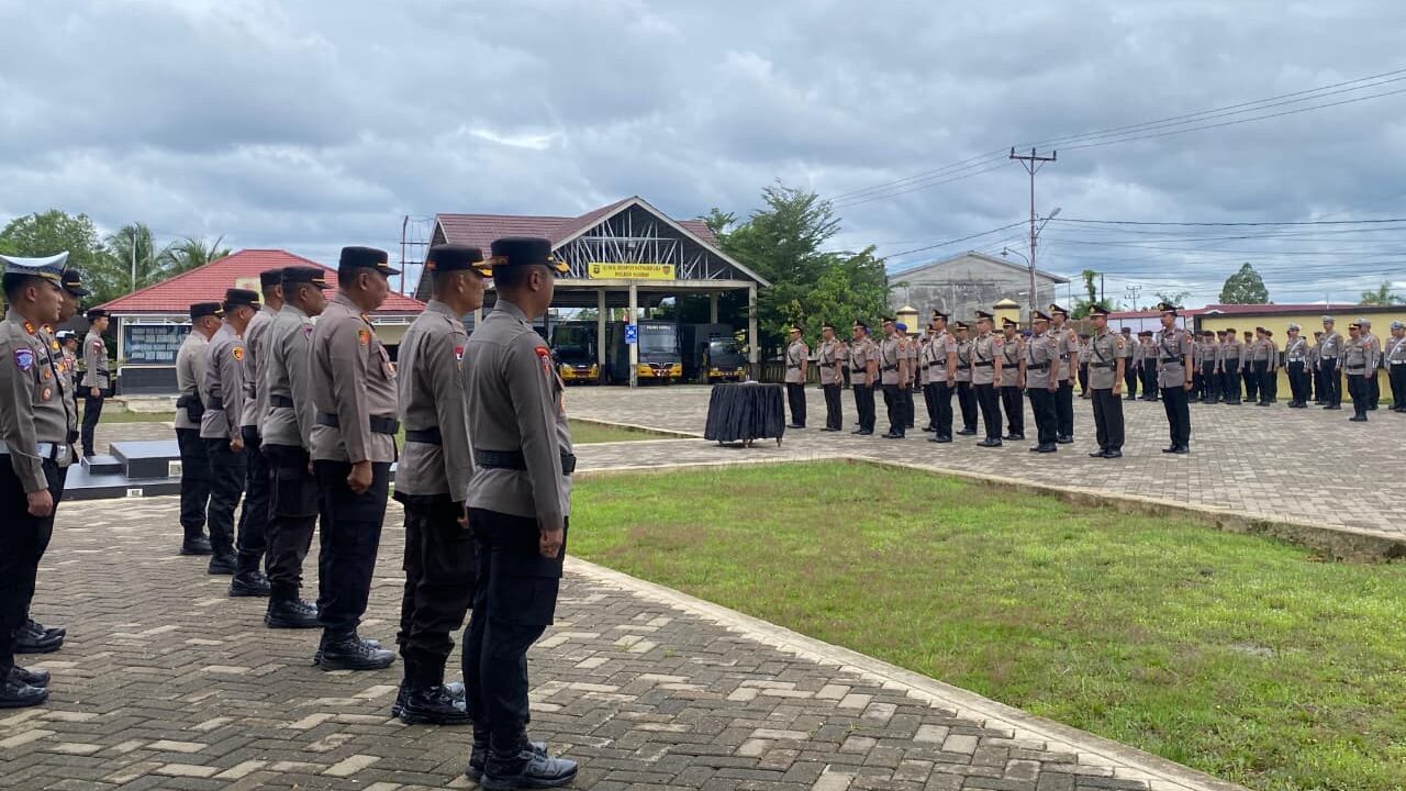 Mutasi di Polres Sambas, 11 Pejabat Jalani Sertijab