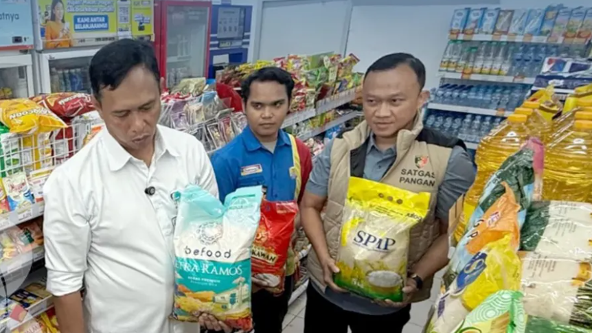 Sidak Ritel Modern, Perum BULOG Pastikan Stok dan Harga Beras Aman Terkendali