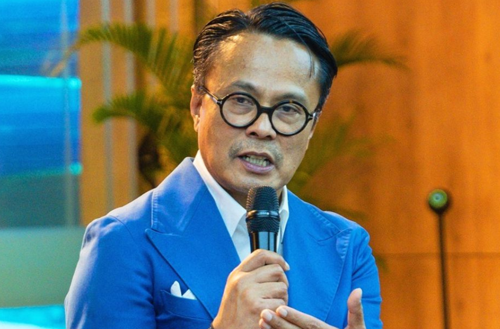 Prabowo Tunjuk Dony Oskaria sebagai Plt Menteri BUMN