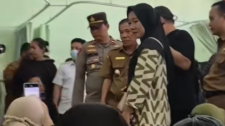 Diduga Keracunan Makanan MBG, Belasan Siswa SD di Ketapang Dilarikan ke Rumah Sakit