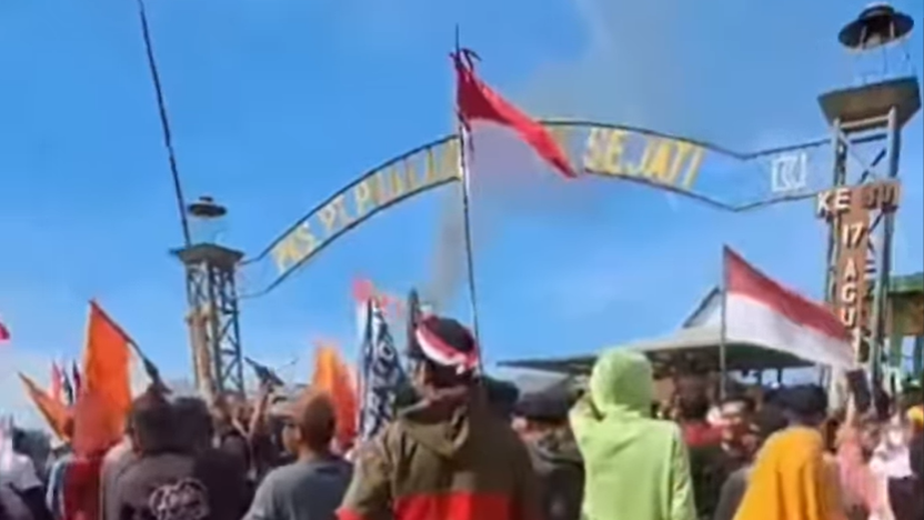 Diduga Serobot 1.000 Hektar Tanah Ulayat, Ratusan Warga Sungai Laur Geruduk PT PTS