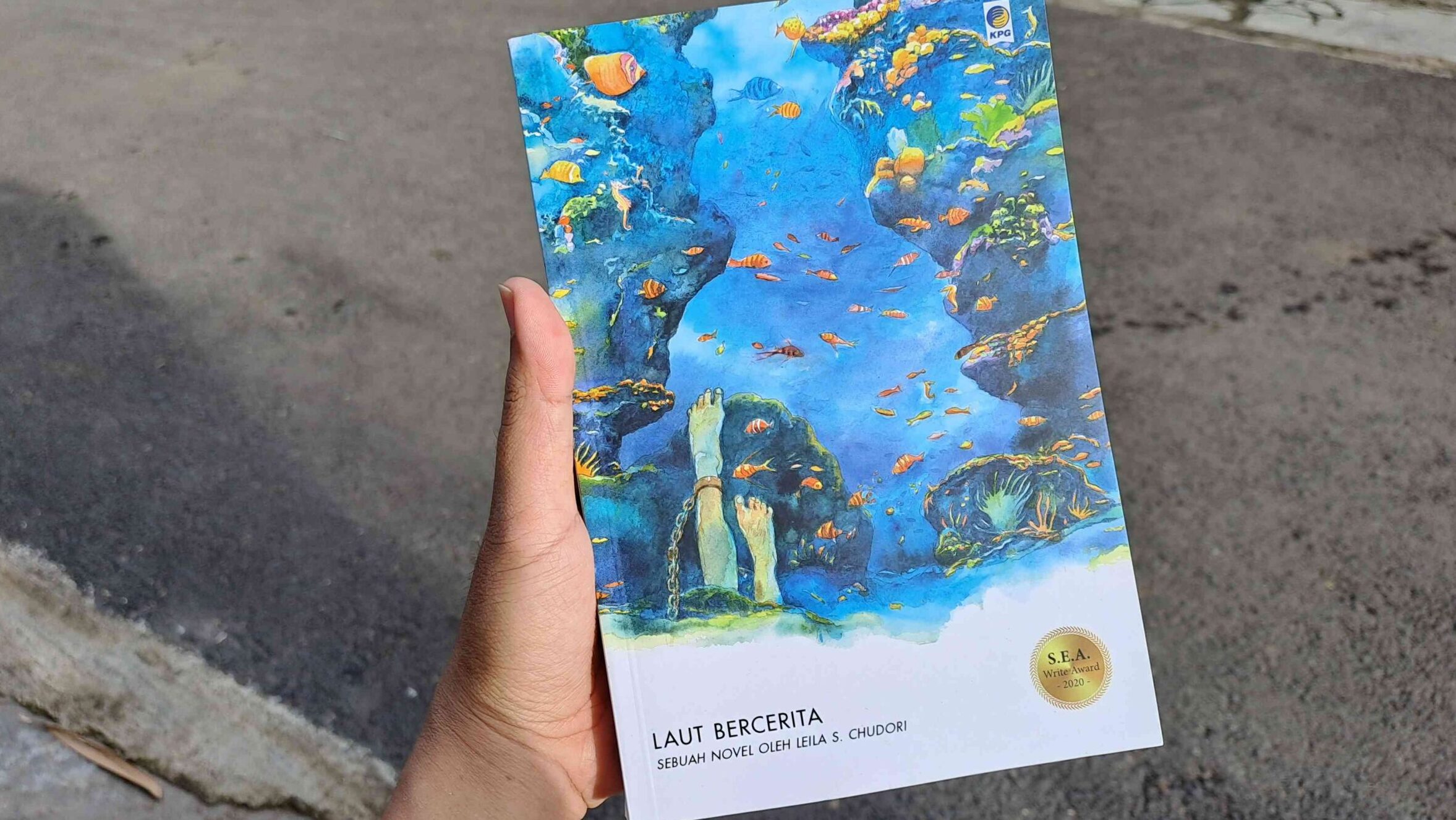 Bukan Sekadar Hiburan, Ini 4 Manfaat Membaca Fiksi yang Jarang Kamu Sadari