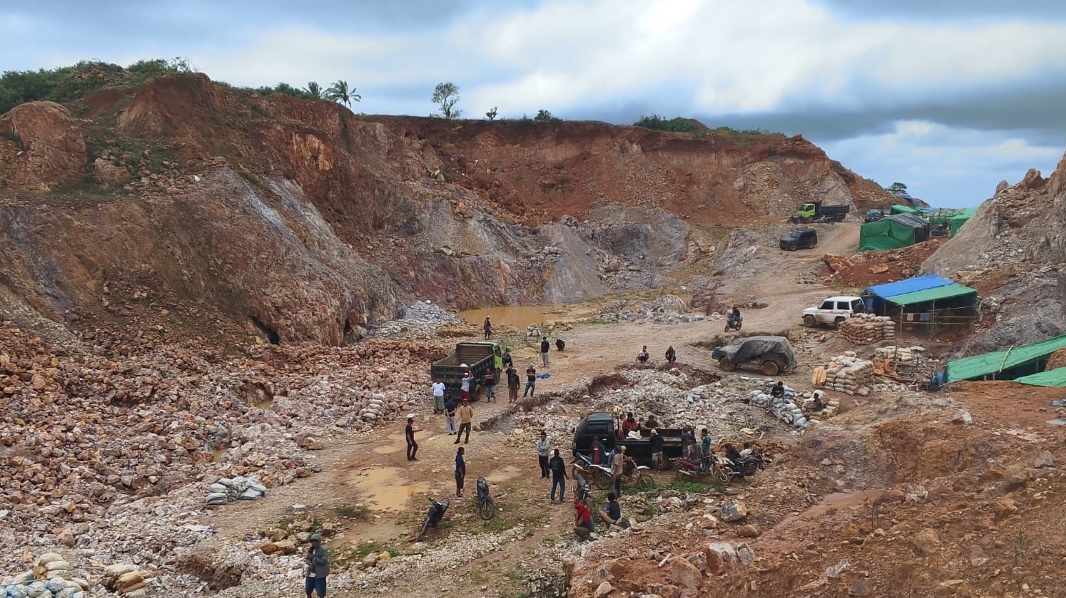 Ribuan Tambang Ilegal Menjamur di 29 Provinsi, ESDM Kaji Opsi Izin untuk Rakyat