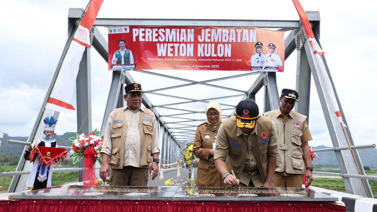 Akses Warga Puring-Buayan Kembali Pulih, Jembatan Weton Kulon Senilai Rp 14 M Diresmikan BNPB