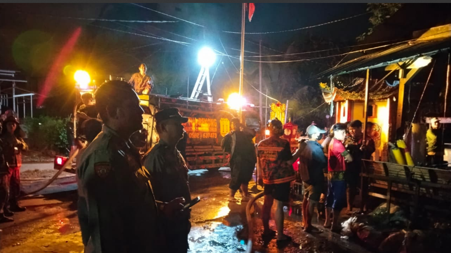 Altar Sam Bong Lin Than di Singkawang Barat Terbakar Dini Hari, Diduga Korsleting Listrik