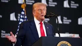 Gunakan Dana Asuransi, Trump Desak Senat Salurkan BLT di Tengah Shutdown