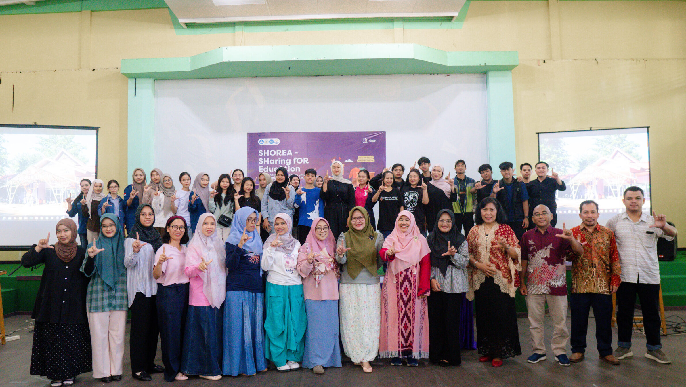 Tak Cuma Pakaian, Dosen Fahutan Untan Sumbang Mesin Cuci untuk Program Shorea