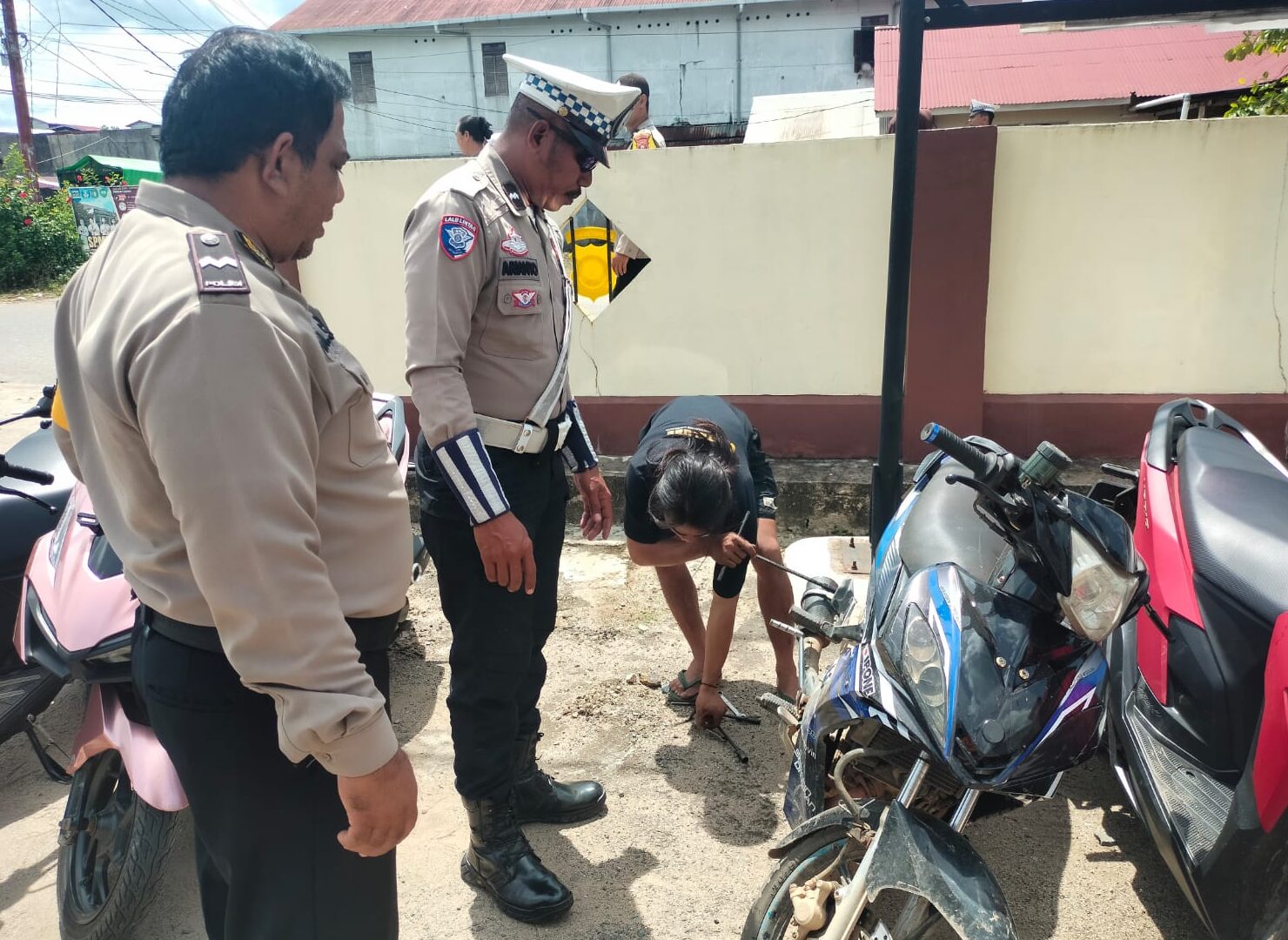 Polres Kayong Utara 'Bersih-bersih' Knalpot Brong, Pelanggar Langsung Kena Tilang