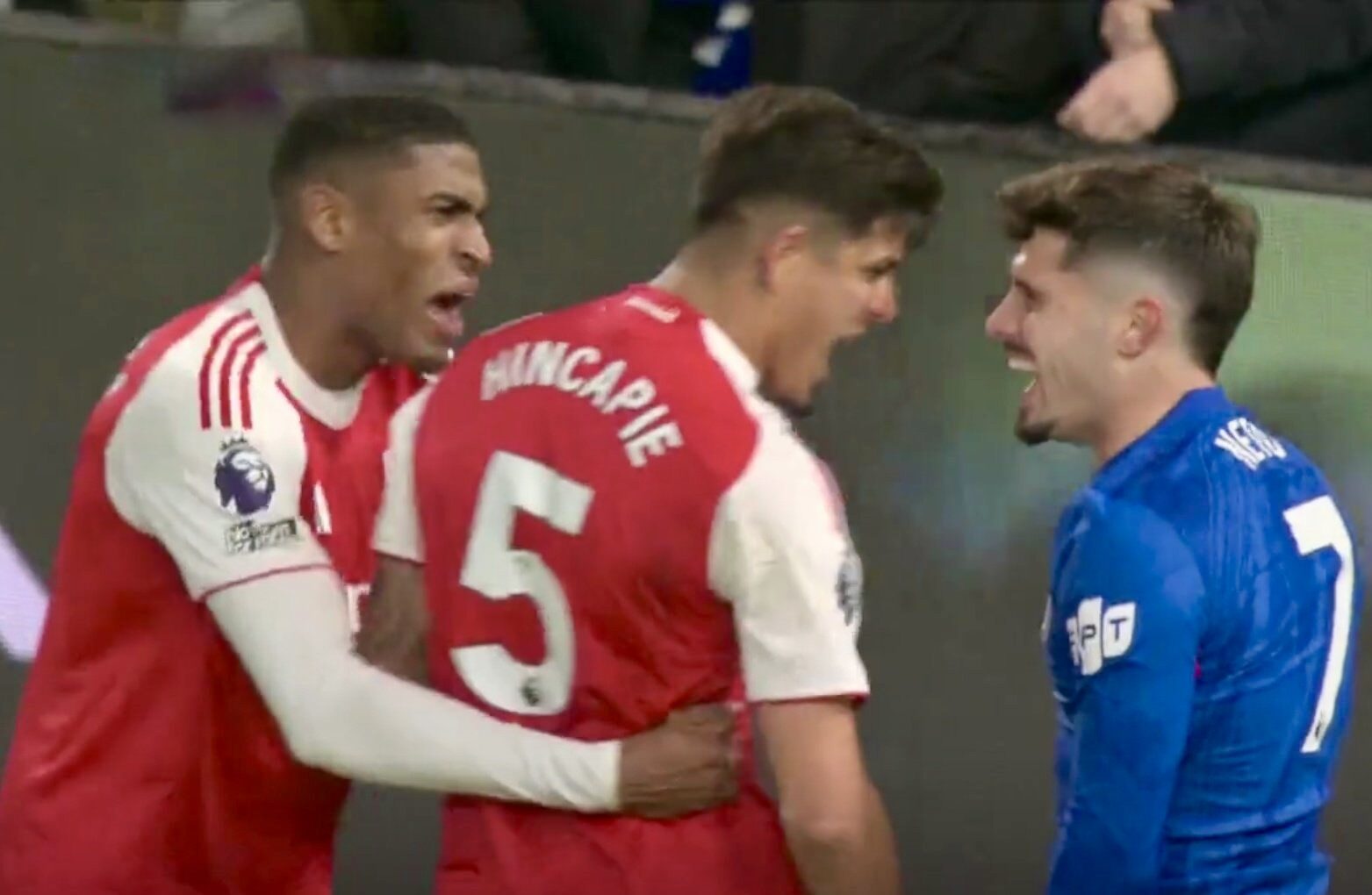 Hasil Chelsea vs Arsenal 1-1: Kartu Merah dan Tekel Keras Warnai Derby London Panas di Stamford Bridge