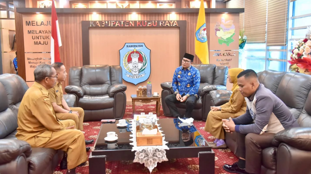Tembus Tingkat Nasional, Paskibra SMPN 13 Sungai Raya Minta Restu Bupati Sujiwo