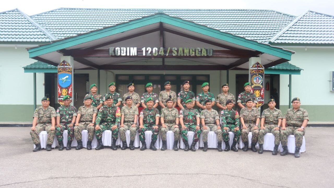 Perkuat Sinergi, TNI AD dan Tentera Diraja Malaysia Gelar Pertemuan UCM Malindo di Sanggau