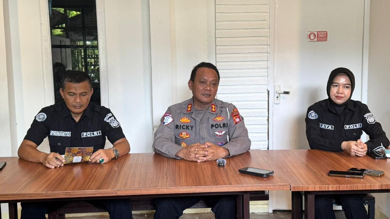 Polda Kalbar Paparkan Hasil Operasi Zebra Kapuas 2025: 6.902 Penindakan, Siap Hadapi Nataru