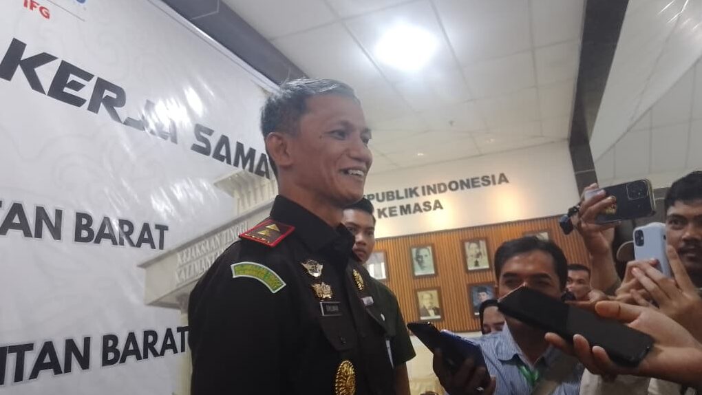 Songsong KUHP Baru, Kajati Kalbar Perintahkan Kejari Segera Terapkan Pidana Kerja Sosial