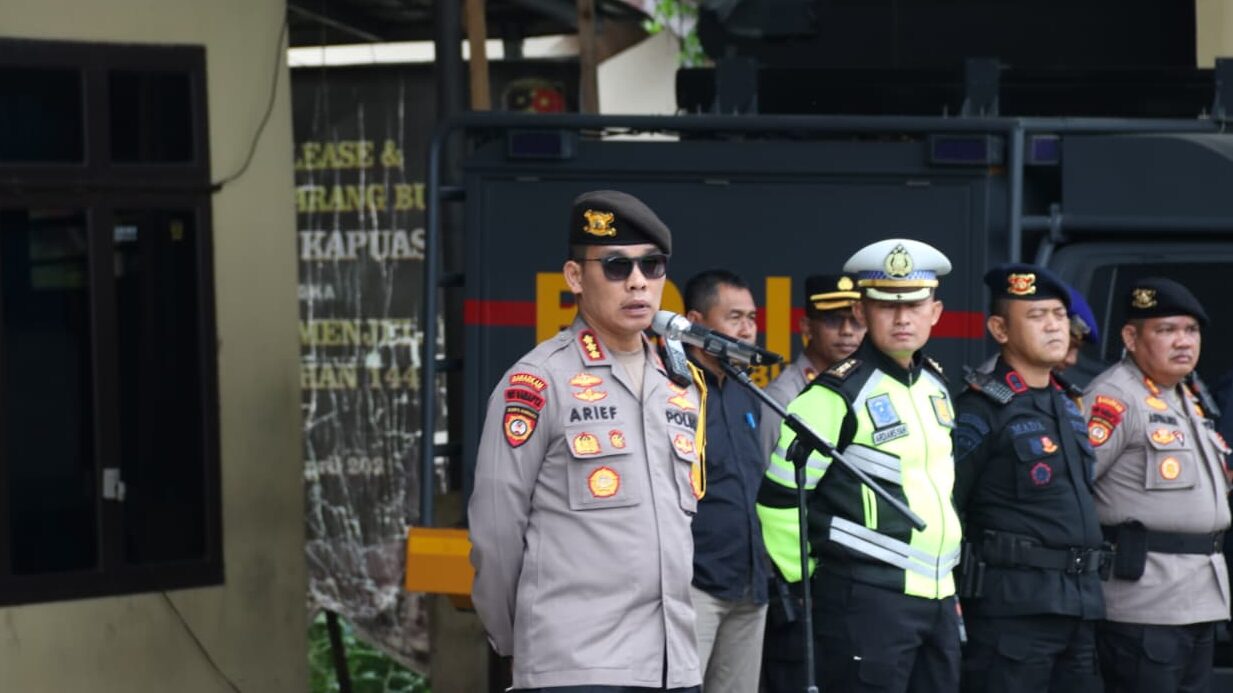Pimpin Apel Perdana Ops Lilin Kapuas 2025, Kaopsda Tekankan Pelayanan Humanis