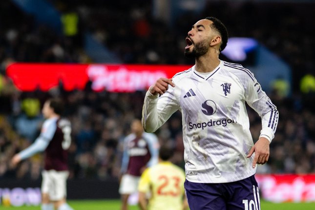 Hasil Aston Villa vs Man United di Liga Inggris: Drama Gol Menit Akhir, Babak I Berakhir Imbang 1-1