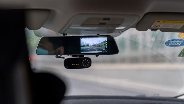 Tips Memasang Dashcam Mobil: Titik Ideal Pemasangan dan Promo Menarik di GJAW 2025