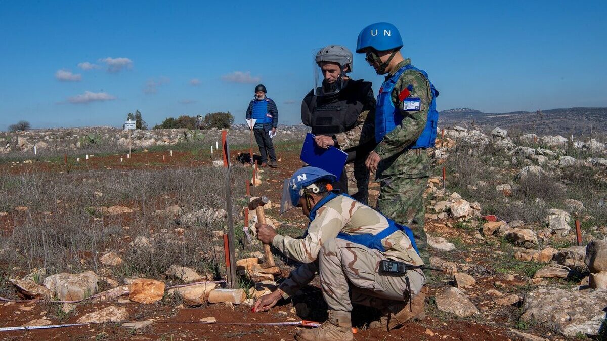 Pasca-Konflik, UNIFIL Serahkan Ladang Ranjau "Jinak" Seluas 2.000 Meter Persegi ke Tentara Lebanon