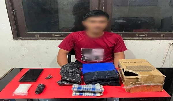 Hendak Kirim Sabu ke Nanga Mahap Pemuda Ini Ditangkap Polisi di Depan Minimarket