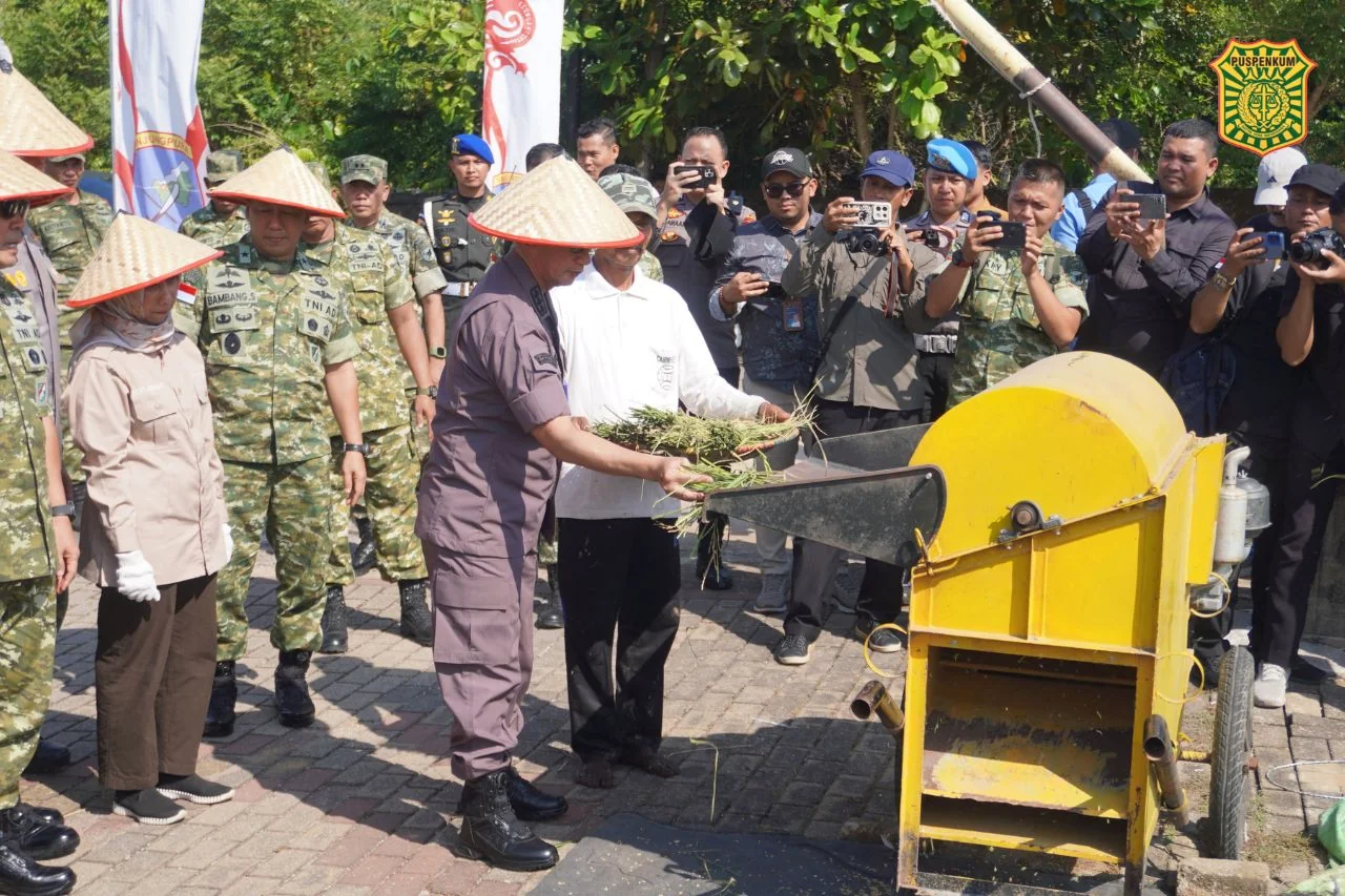 Kejati Kalbar Pastikan Penyaluran Bantuan Tani Sesuai Target Program Asta Cita Presiden