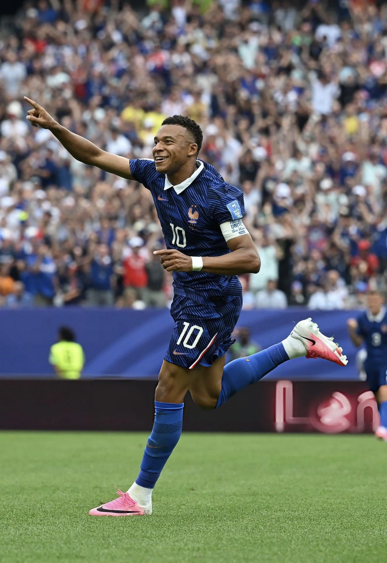 Cetak Brace ke Gawang Inggris, Kylian Mbappe Resmi Jadi Raja Gol Piala Dunia