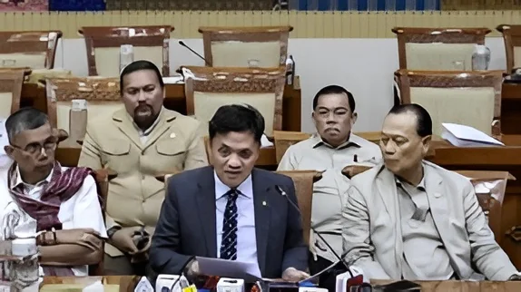 Komisi III DPR Desak Jampidsus Baru Tuntaskan Kasus-Kasus Besar yang Masih Bergulir