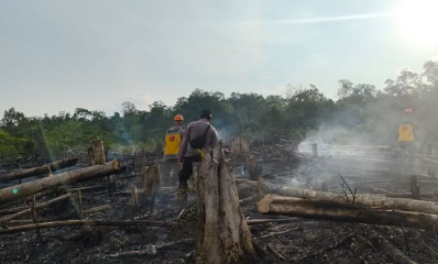 Polsek Silat Hulu dan Koramil Cek Titik Api Karhutla di Dusun Entibab