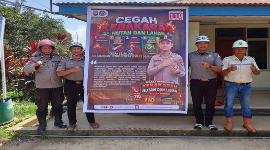 Pasang Spanduk Ancaman Pidana, Polisi Sosialisasikan Larangan Bakar Lahan di Sekadau