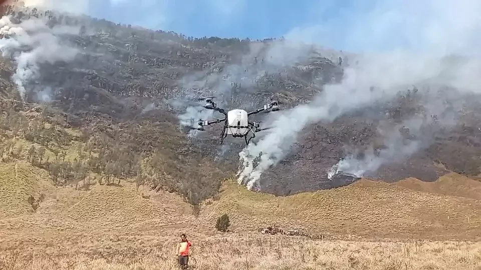 Komisi IV DPR Minta Titik Api Kebakaran Bromo Dipantau dengan Drone