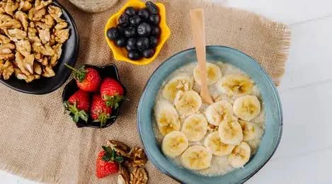 7 Makanan yang Sebaiknya Dikonsumsi Sebelum Olahraga, dari Pisang hingga Oatmeal