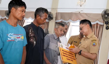 670 Warga Pontianak Terima Bansos Tunai, Sasar Kelompok Non-PKH dan BPNT