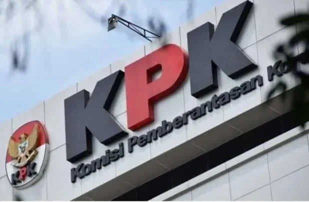 KPK Sita 1,3 Kg Emas dan Rp100 Juta dari Rumah Pemeriksa Pajak di Malang