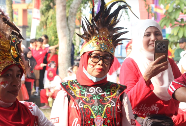 Jalan Sehat di Pontianak Utara, Warga Diajak Jaga Lingkungan