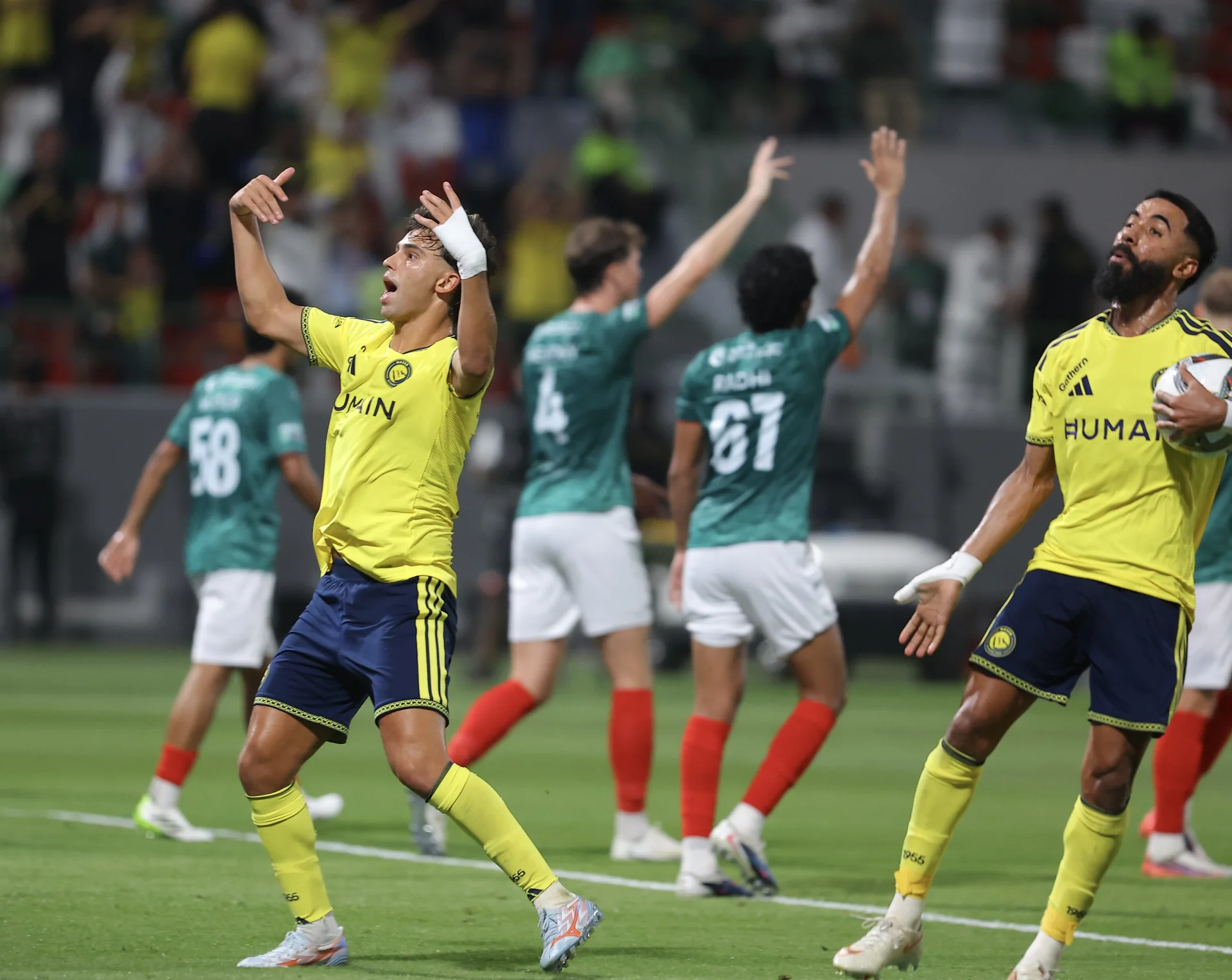 Ronaldo Ditarik, Sadio Mane Bawa Al Nassr Comeback 3-2