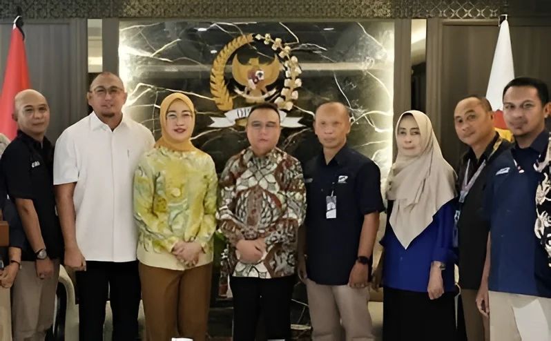 Gaji Karyawan PT Pos Belum Dibayar, DPR Desak Piutang Rp158 Miliar Segera Cair