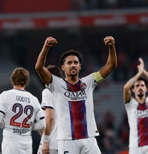Dua Gol di Masa Injury Time Selamatkan PSG dari Kekalahan Dramatis Lawan Lille