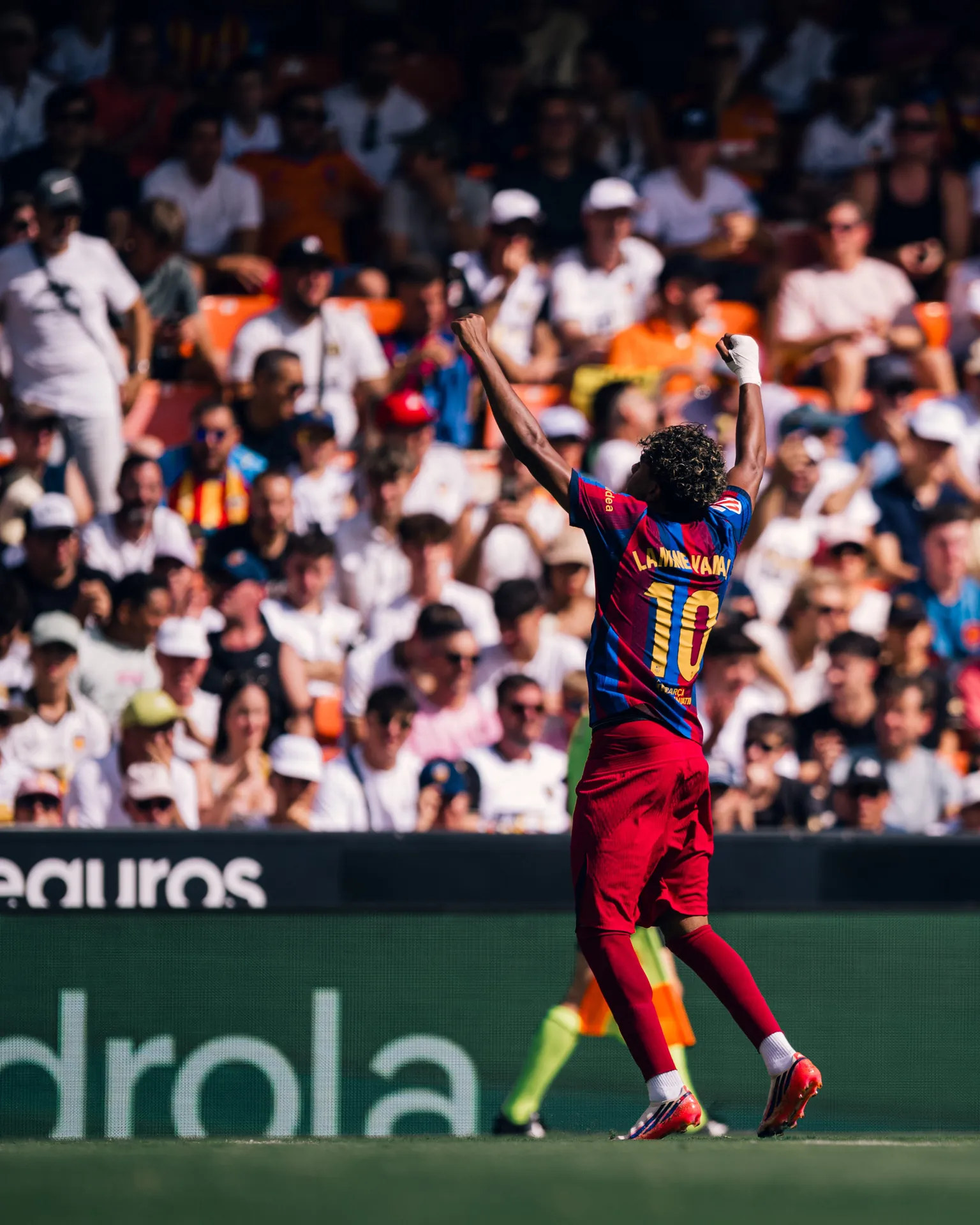 Klasemen Liga Spanyol: Barcelona Sempurna di Puncak, Real Madrid Melorot ke Bawah Alaves