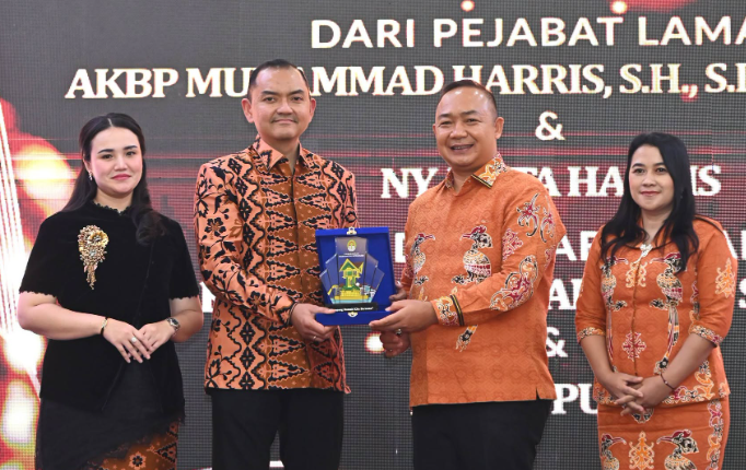 Putra Pratama Resmi Jabat Kapolres Ketapang Gantikan Muhammad Harris