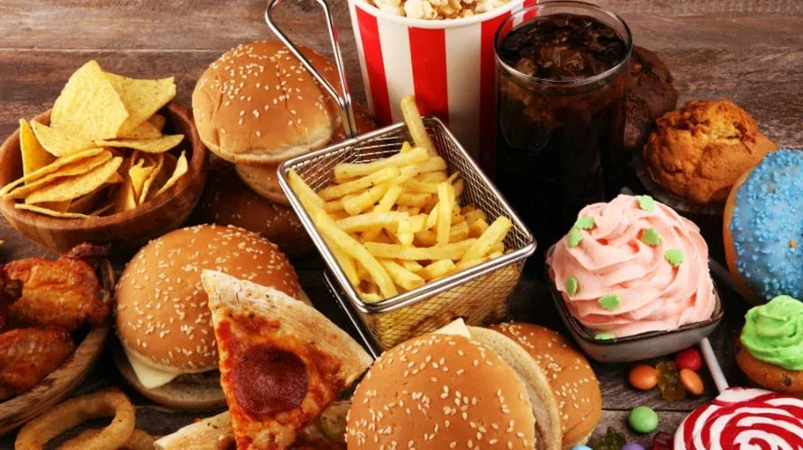 Makanan yang sebaiknya dikurangi setelah usia 40