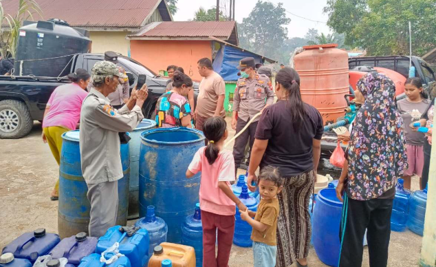 Krisis Air Bersih Akibat Kemarau Warga Dusun Malan Sanggau Kesulitan Kebutuhan Harian