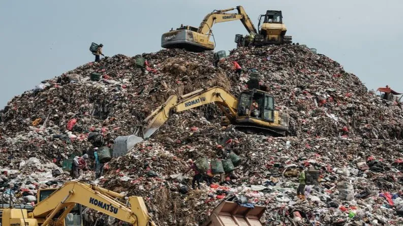 Zulhas Minta Masalah Sampah di Indonesia Segera Ditangani