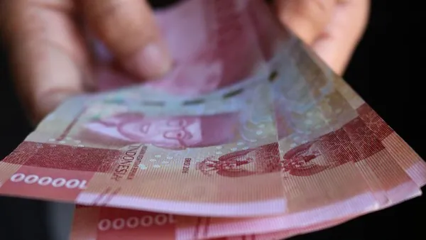 13 Juta Pekerja Dapat Subsidi Upah Rp300.000 per Bulan, Anggaran Rp12 Triliun — detik