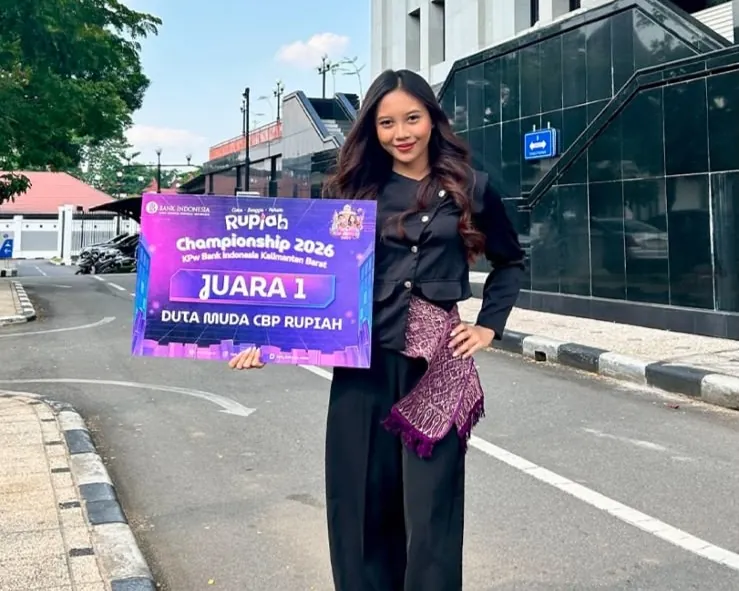 Komang Tri Shinta Dewi saat meraih Juara 1 Duta Muda Cinta, Bangga, Paham (CBP) Rupiah 2026 tingkat Kalimantan Barat. (Dok. 