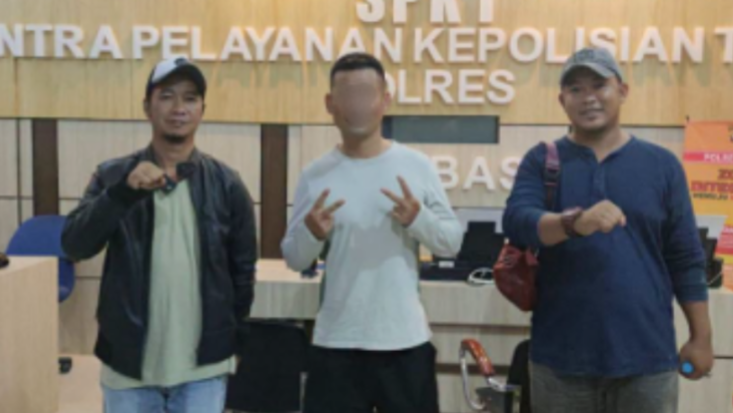 Wisatawan China Tersasar di Sambas Saat Hendak Menuju Perbatasan Aruk dengan Sepeda
