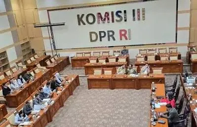 Komisi III DPR Bahas RUU Perampasan Aset Bersama Akademisi UGM-Unair