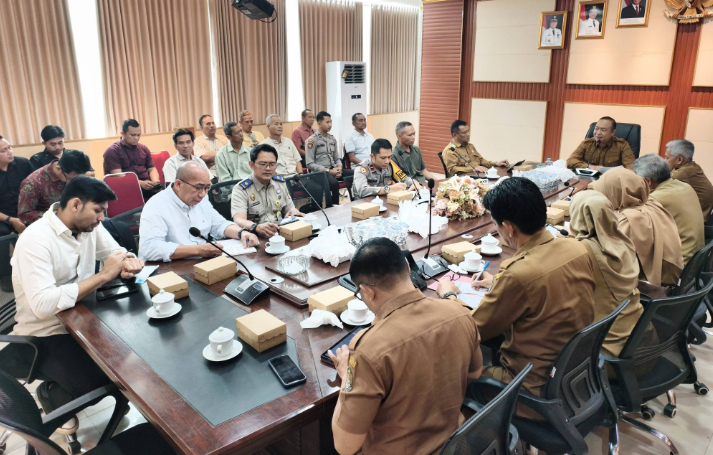 Konflik Puluhan Tahun Warga Mambok dan PT RSM Berakhir, Ada Kesepakatan 50 Hektare Kebun Plasma