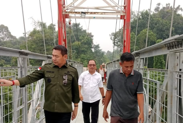 Pembangunan Jembatan Gantung Tanjung Karang Kapuas Hulu Masuk Tahap Akhir, Segera Difungsikan
